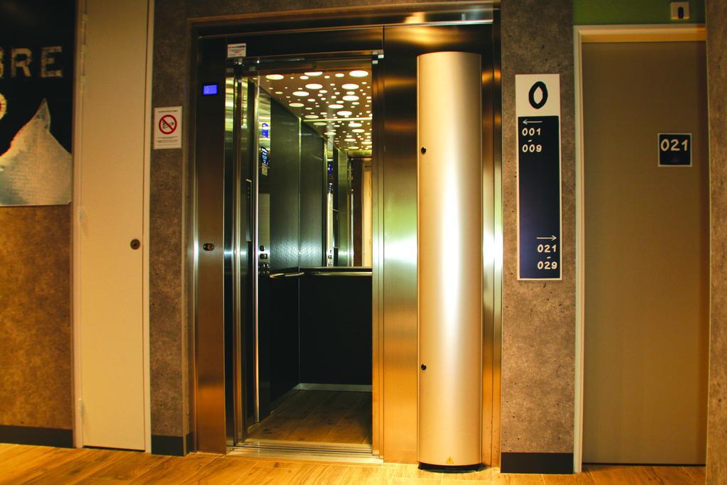 Ibis Budget Saint Pourcain Luaran gambar